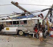 Taifūnas Haiyan Filipinuose nusiaubė Taklobano miestą 