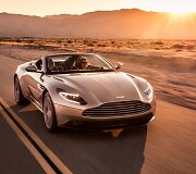 &bdquo;Aston Martin DB11 Volante&ldquo; kabrioletas.