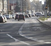 Vilniaus gatvėse padaugėjo vie&scaron;ajam transportui skirtų eismo juostų.