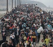 Palestiniečiai grįžta į namus nuniokotoje &scaron;iaurinėje Gazoje