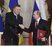 Ukrainos prezidentas Viktoras Janukovyčius ir Rusijos prezidentas Vladimiras Putinas