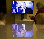 Rusijos prezidentas Vladimiras Putinas atsakinėja į gyventojų klausimus