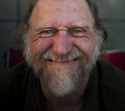 Barry Warrenas, 52 metai