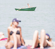 Vasari&scaron;ka kaitra prie Žaliųjų ežerų