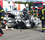 Kelyje Kaunas&ndash;Klaipėda per avariją sudužęs &bdquo;Nissan Micra&ldquo; automobilis