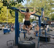 Sporto klubas po atviru dangumi Kijeve