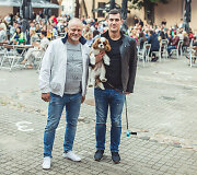 Gytis Pa&scaron;kevičius ir Justinas Jankevičius su augintiniu Čiupkumi