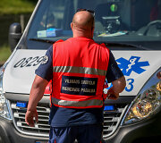 Oskaro MIla&scaron;iaus gatvėje apsivertė automobilis &bdquo;Peugeot&ldquo;