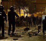 Madride po gatvės prekiautojo mirties įsiplieskė neramumai