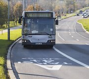 Vilniaus gatvėse padaugėjo vie&scaron;ajam transportui skirtų eismo juostų.