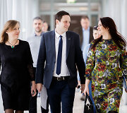 Au&scaron;ra Papirtienė, Tomas Tomilinas ir Inga Ruginienė
