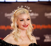 Australijos atstovė &bdquo;Eurovizijoje&ldquo; Kate Miller-Heidke