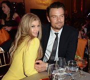 Fergie ir Joshas Duhamelis &scaron;venčia penktąsias santuokos metines