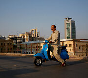Pakistane itin mylimi &bdquo;Vespa&ldquo; motoroleriai