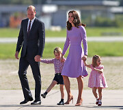 Princas Williamas ir Kembridžo hercogienė Catherine su vaikais Charlotte ir George'u