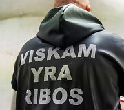 Dizaineris Mantas Mackevičius pristatė kolekciją &bdquo;Perversmas&ldquo;