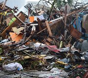 Filipinų Taklobano miestas, nusiaubtas taifūno Haiyan