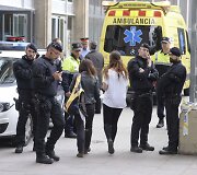 Barselonos mokykloje paauglys nužudė mokytoją ir sužeidė kelis bendramokslius.