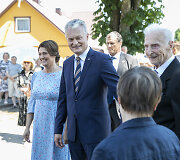 Gitanas Nausėda, Diana Nausėdienė, Antanas Nausėda