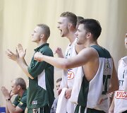 Lietuvos dvide&scaron;imtmečių krep&scaron;inio rinktinė žaidžia su Lietuvos studentų rinktine