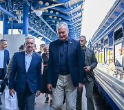 G.Nausėda Kyjive su ambasadoriumi V.Sarapinu