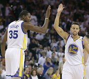 Stephenas Curry ir Kevinas Durantas