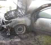 Vir&scaron;užiglyje sudegė &bdquo;Opel&ldquo;