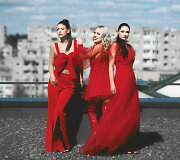 &bdquo;Queens of Roses&ldquo;
