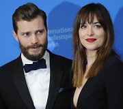 Dakota Johnson ir Jamie Dornanas