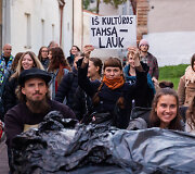 Meninė akcija &bdquo;I&scaron; kultūros tamsą &ndash; lauk&rdquo;