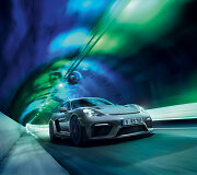 Dar viena &bdquo;Porsche&ldquo; premjera Los Andžele: galingiausias kada nors sukurtas &bdquo;718 Cayman GT4 RS&ldquo;