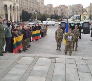 Atsisveikinimo su Ukrainoje mū&scaron;io lauke žuvusiu Tomu Valentėliu ceremonija Kyjive