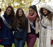 &bdquo;Mis Indonezija&ldquo; Whulandary Herman, &bdquo;Mis Trinidadas ir Tobagas&ldquo; Catherine Miller, &bdquo;Mis Lietuva&ldquo; Simona Burbaitė, &bdquo;Mis Ispanija&ldquo; Patricia Rodriguez ir &bdquo;Mis Ekvadoras&ldquo; Constanza Baez