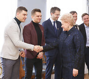 Prezidentė Dalia Grybauskaitė susitiko su nacionalinės socialinio saugumo kampanijos &bdquo;Už saugią Lietuvą&ldquo; ambasadoriais