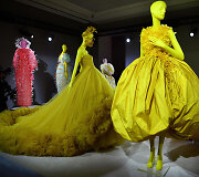 &bdquo;Giambattista Valli&ldquo; 2020 m. pavasario ir vasaros kolekcijos modeliai