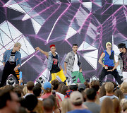 Grupė &bdquo;CNCO&ldquo;
