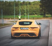 Žilvinas Pekarskas ir Giedrius Žiura nugalėjo  Press Rally 5000+ žurnalistų įskaitoje vairuodami Jaguar F-Type