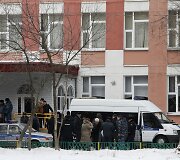 Policija prie mokyklos Rusijoje