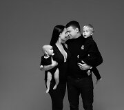 Greta Lebedeva-Kazakevič, Aleksandras Kazakevičius su vaikais