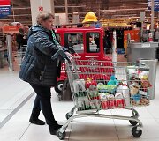 Pirmoji komercinė kelionė į Lenkiją