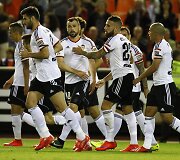 Primera: &bdquo;Valencia&ldquo; &ndash; &bdquo;Grenada&ldquo;