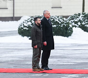 Prezidentūroje įvyko oficiali Ukrainos vadovo Volodymyro Zelenskio pasitikimo ceremonija