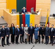 Seime prisiekė naujosios vyriausybės ministrai