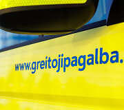 Kaune pristatyti nauji greitosios pagalbos automobiliai