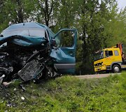 Skapi&scaron;kyje susidūrus automobiliui ir mikroautobusui žuvo žmogus