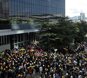 Protestas Honkonge minint perdavimo Kinijai metines