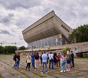 Prie Vilniaus koncertų ir sporto rūmų