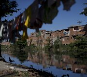 Nuotekomis ir &scaron;iuk&scaron;lėmis užter&scaron;tas Rio de Žaneiro vandenys