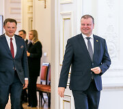 Vilius &Scaron;apoka ir Saulius Skvernelis