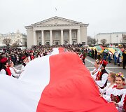 Lenkijos valstybės atkūrimo 100-mečio proga 100 porų &scaron;okis